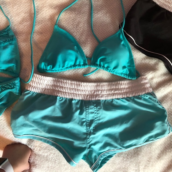 4 bikini bathing suits bundle - Picture 3 of 4